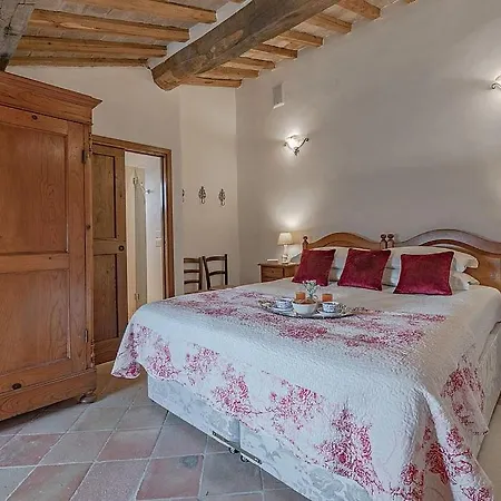 Sleeps 12 Pool Air Con Wifi Monterchi
